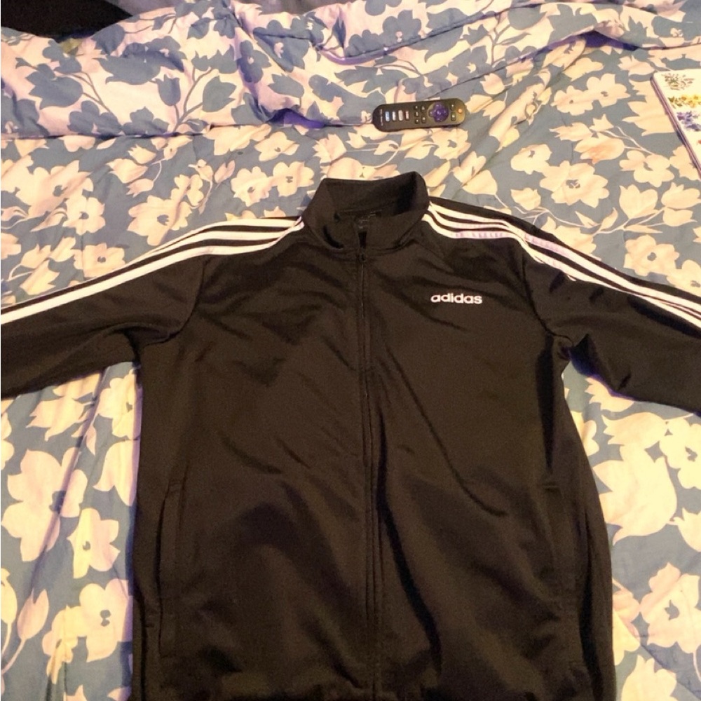 Adidas men’s large never worn color black and white long sleeve
